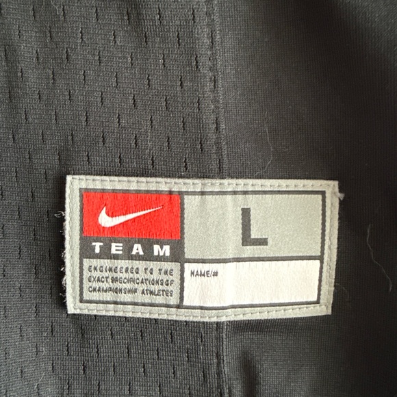 Nike Black and Gold Men's Jersey - Picture 3 of 7